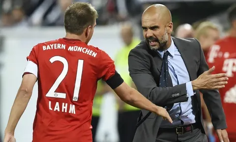 Hậu vệ biên ngược và cuộc cách mạng của Pep Guardiola