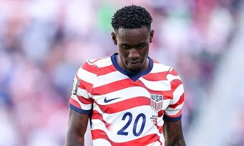 FIFA bị yêu cầu giải trình vụ Folarin Balogun tại World Cup