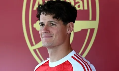 Norgaard đứng trước quyết định với Arsenal