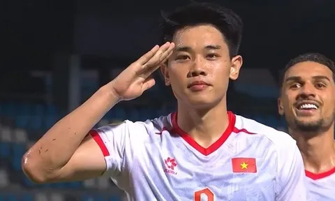 Cú hat-trick khẳng định giá trị của Đình Bắc ở tuyển Việt Nam