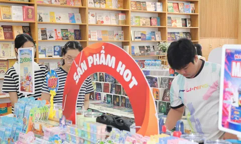Khai trương nhà sách 7 tỉ đồng với tổng diện tích 300m2 tại thành phố mới Đồng Nai