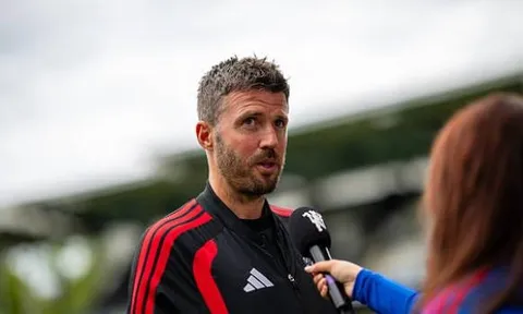 Michael Carrick phấn khích trước màn trình diễn của dàn sao trẻ MU
