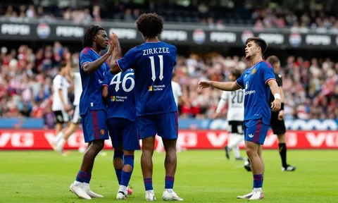 4 điểm nhấn Rosenborg 0-5 MU: Zirkzee rực sáng, Carrick-ball lột xác