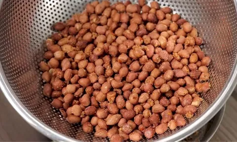 Người mắc 1 trong 5 bệnh này không nên ăn lạc