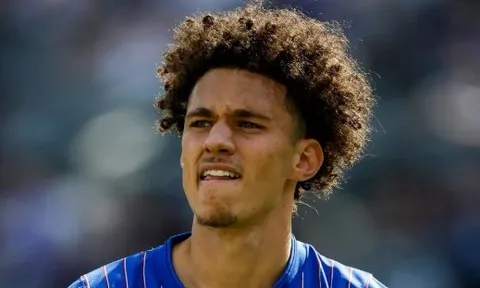 PSG gửi lời đề nghị thứ 4 cho Maghnes Akliouche
