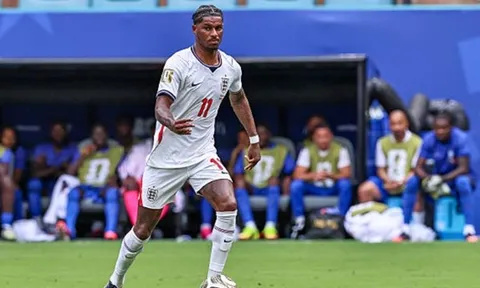 Cách Rashford giúp MU tháo gỡ bế tắc vụ Manu Kone