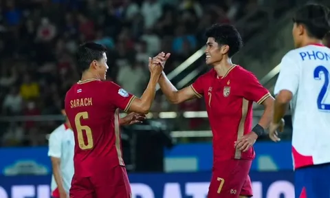 CĐV Đông Nam Á ngả mũ trước đẳng cấp của Thái Lan