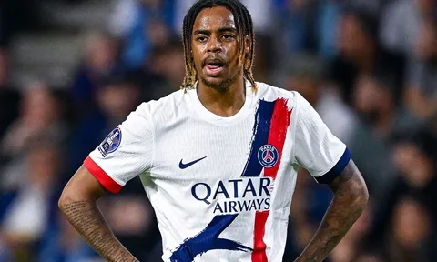 Barcola ưu tiên Liverpool, PSG đòi 170 triệu