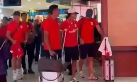 Indonesia lo sốt vó khi ngôi sao Marselino chống nạng