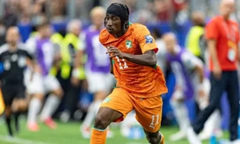 Domino Diomande kích hoạt, Man Utd chờ đón Tchouameni