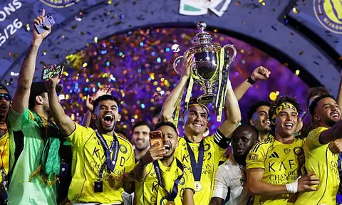 Al Nassr bị cấm mua người do nợ nần chồng chất