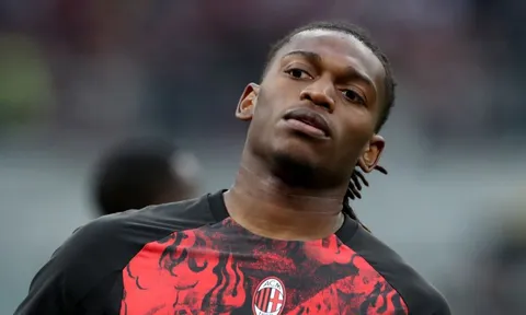 AC Milan giữ lập trường cứng rắn về Rafael Leao