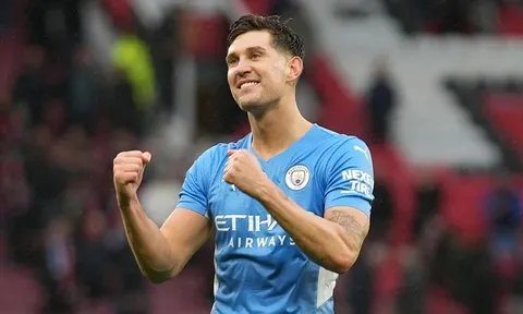 Liverpool nhảy vào cuộc đua giành John Stones