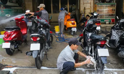 Tại sao nhiều người gặp tình trạng 'cứ vừa rửa xe xong thì trời mưa'?
