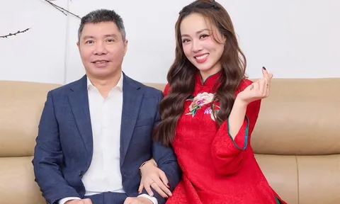 Vợ Công Lý tiết lộ khóc sưng mắt khi vừa trải qua một khoảng thời gian buồn