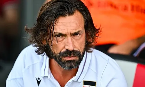 Pirlo mất ghế HLV tuyển Ý vì quảng cáo trái phép