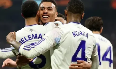 Aston Villa của Emery và nghịch lý bán ngôi sao để thành công