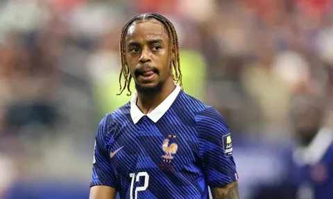 Arsenal nên lựa chọn Vinicius hay mũi khoan Bradley Barcola?