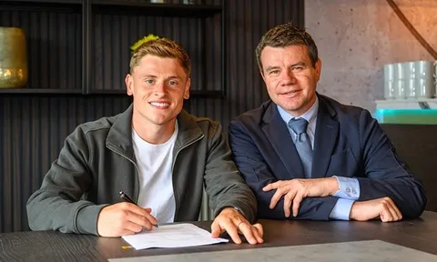 Newcastle trói chân thành công máy chạy Harvey Barnes