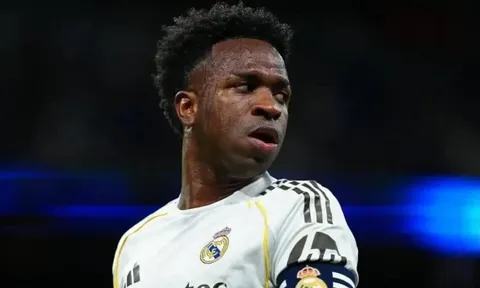 Real cự tuyệt yêu sách lương, Arsenal rộng cửa đón Vinicius