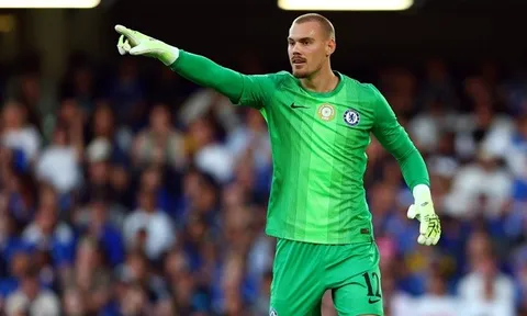 Jorgensen rời trại tập trung, chuẩn bị chia tay Chelsea