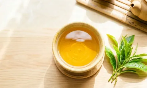 Mỗi ngày uống một cốc nước chè xanh, cơ thể nhận được 5 lợi ích đặc biệt này