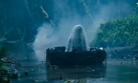 First Look Poster "Út Lan 2" gieo rắc nỗi sợ "đất có thổ công, sông có hà bá"