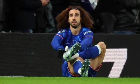 Chelsea được tiến cử phương án hoàn hảo thay Cucurella
