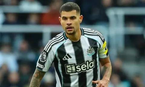 Arsenal coi vụ Bruno Guimaraes là 'vấn đề danh dự'