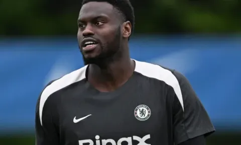 Napoli muốn chiêu mộ Benoit Badiashile từ Chelsea