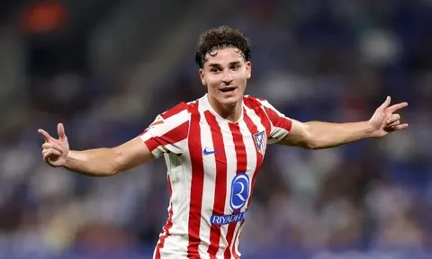 Atletico kiên quyết không bán Alvarez cho Barca, cơ hội cho Arsenal