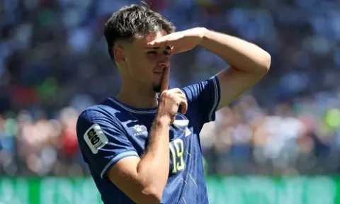 Juventus chi 40 triệu euro nẫng tay trên Chelsea thương vụ Alajbegovic