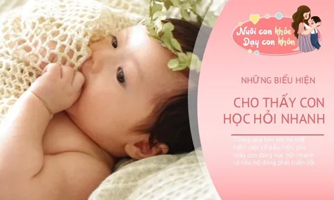 Bé thích chơi với đôi tay tiết lộ bí mật về chỉ số IQ cao, bố mẹ càng hiểu càng bớt lo