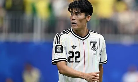 Liverpool gia nhập cuộc đua giành chữ ký Takehiro Tomiyasu