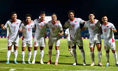 Trước đại chiến, báo Indonesia e ngại hàng công Việt Nam