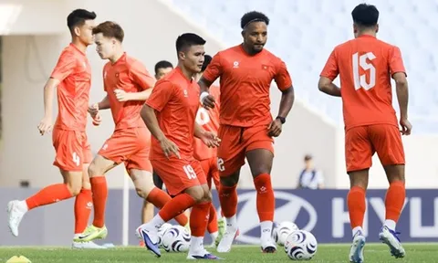 Ilhan Fandi quyết giúp Singapore xóa bỏ cái dớp trước Việt Nam