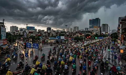 Thời tiết hôm nay 30/7: Hà Nội có mưa dông, Bắc Bộ cục bộ mưa to, cảnh báo lốc sét và gió giật mạnh