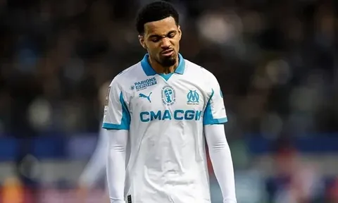 Arsenal chốt giá 50 triệu bảng bán Ethan Nwaneri
