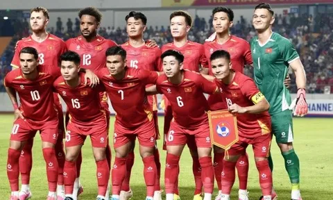 Bản sắc tuyển Việt Nam và bài kiểm tra mang tên Singapore