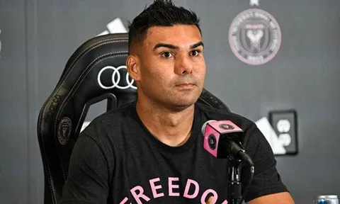 Casemiro gọi Messi là Chúa tể bóng đá ngày ra mắt Inter Miami