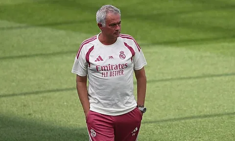 Soi trận Real Madrid vs Fiorentina: Thử thách cho Mourinho