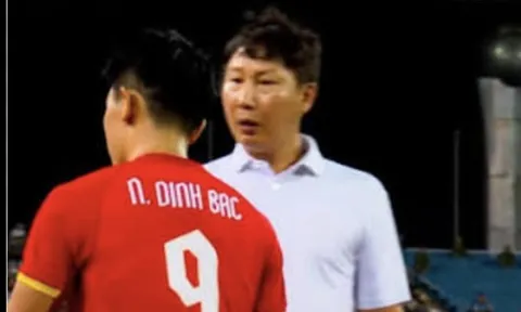 HLV Kim Sang-sik lý giải nguyên nhân sớm rút Đình Bắc