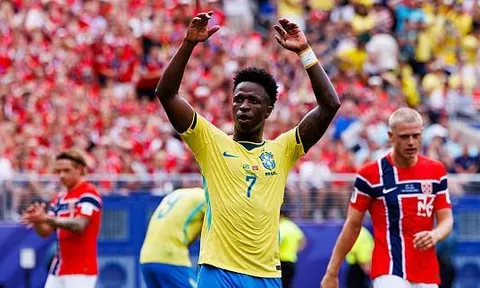 Vinicius Junior nắm đằng chuôi trong cuộc đấu với Real
