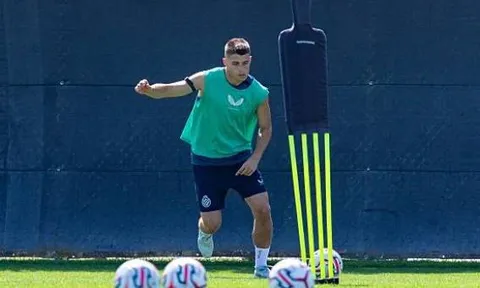 Man Utd nhắm mua Tresoldi, bật đèn xanh cho Zirkzee tới Juventus
