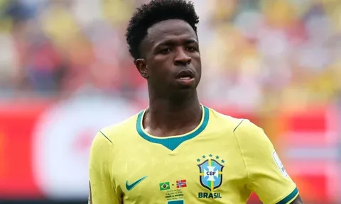 Tin đồn chuyển nhượng sáng 1/8: Real Madrid sẵn sàng bán Vinicius Jr; Inter hỏi mua Curtis Jones của Liverpool