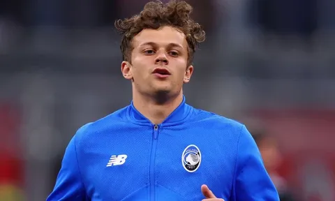 Newcastle tranh mua Giorgio Scalvini với Tottenham
