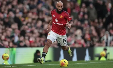 Lập cú đúp, Mbeumo gửi thông điệp đến Man Utd