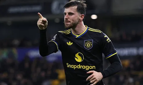 Cách Carrick dùng Mount báo hiệu sự thay đổi lớn ở Man Utd