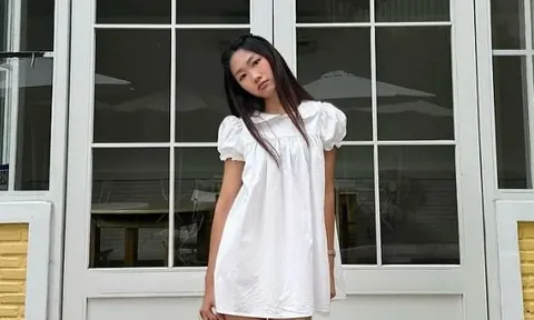 Chiếc váy mang cảm hứng hoài cổ đang được tín đồ thời trang yêu thích mùa hè