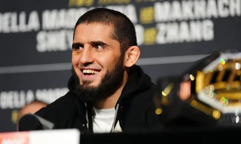 Islam Makhachev khuyên Ian Machado Garry bớt vạ miệng: 'Trông như cậu ta bị ai đó ở nhà giật dây'